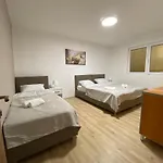 Fia House Kozle * Skopje