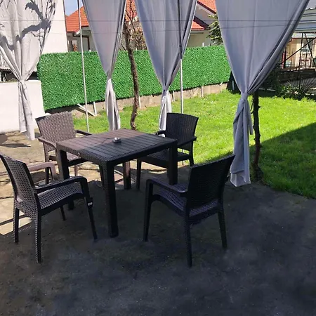 Fia House Kozle Apartment *